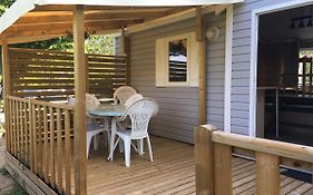 Mobile Home Climatise En Touraine, Calme Et Ombrage